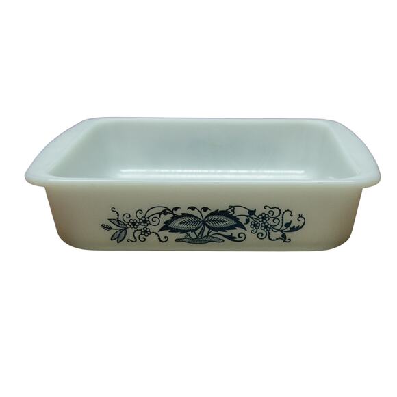 Made In The USA GLASSBAKE 8" Square Vintage Casserole Dish Blue Onion #J2428 - Picture 2 of 5